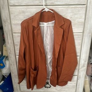 Lightweight women’s blazer